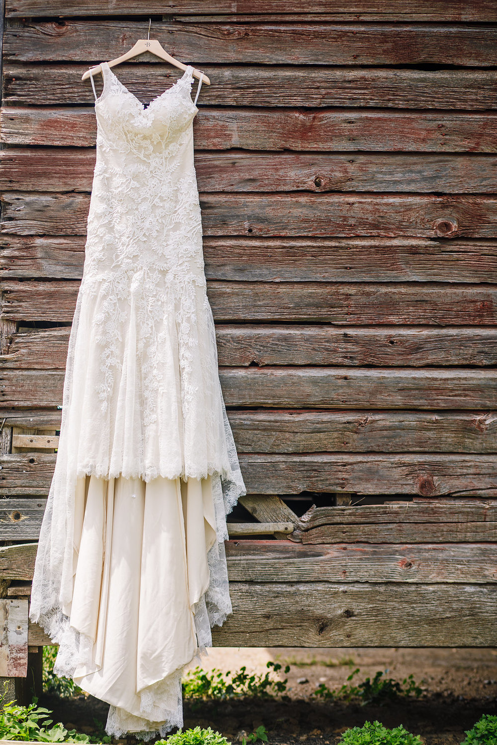 brielle-davis-events-photography-by-brea-linganore-winery-james-sarah-wedding-dress.jpg