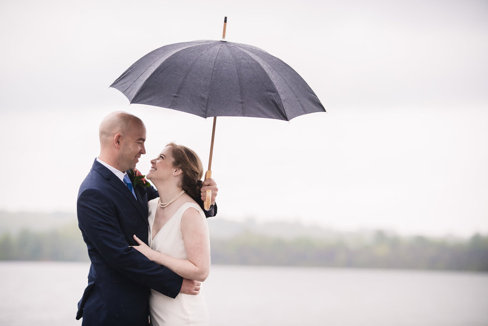 brielle-davis-events-torpedo-factory-wedding-bride-and-groom-rain-photography-by-brea.jpg